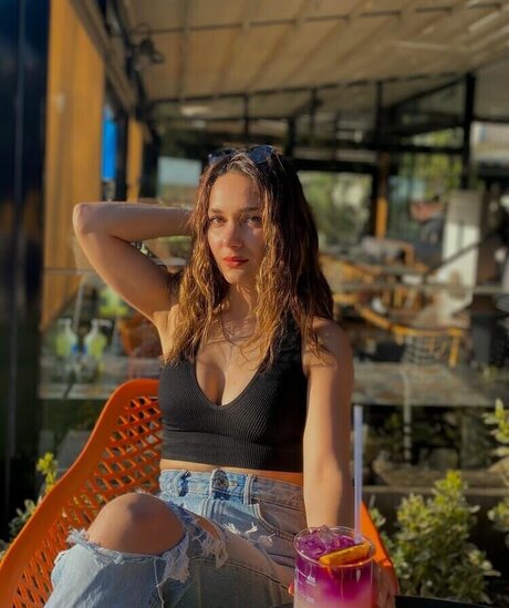 zeynepsedefaydemir actriz de arte foto