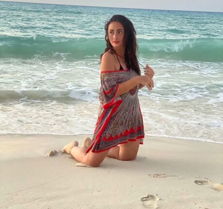 Menna Tayseer actriz erótica recopilación