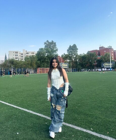 Alanalarana estrella porno desnuda galerías