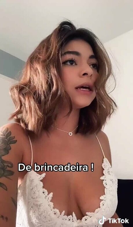 Larissa Ferrari modelo porno galería