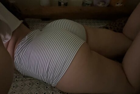 V QX modelo erótico fotos