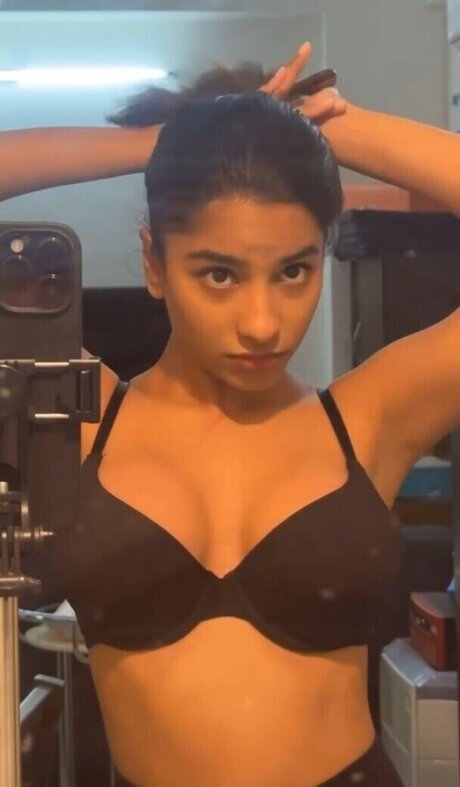 coño solitario onlyfans erótica exclusiva archivo