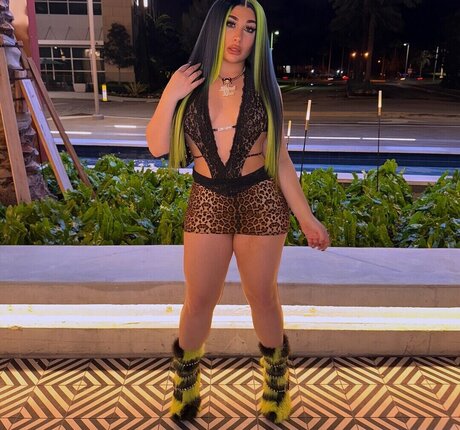 onlyfans de pequeñas tetonas caliente exclusivo galería