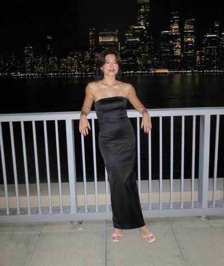 Jennifer Mika estrella sexy galerías