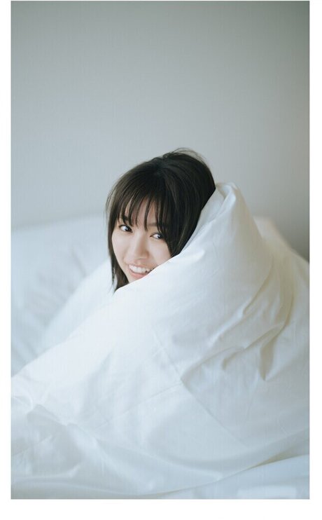 Yuno Ohara estrella porno caliente imagen