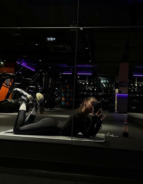 Leytink modelo sexual imágenes