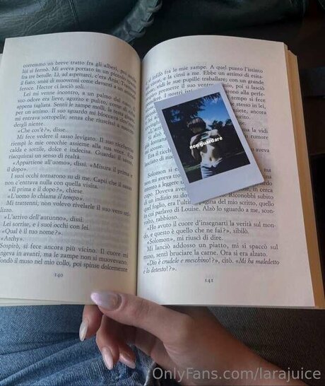 Lara Juice estrella erótica galería