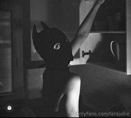 Lara Juice arte estrella porno archivo