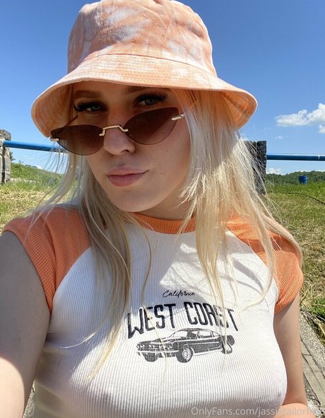 tatuajes de tetas grandes onlyfans hermosa alta definición galería