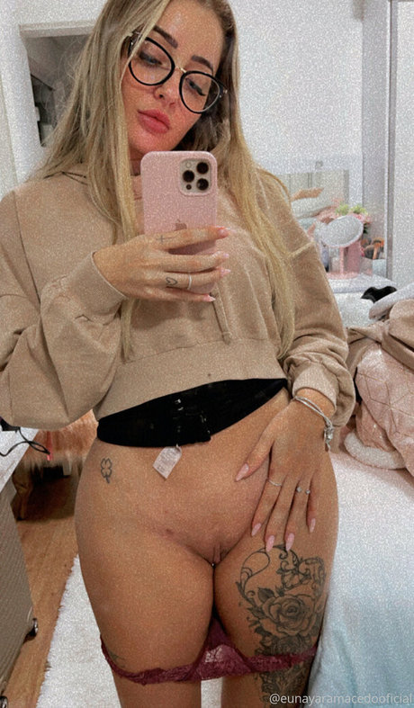 Nayara Macedo bonita actriz imagen