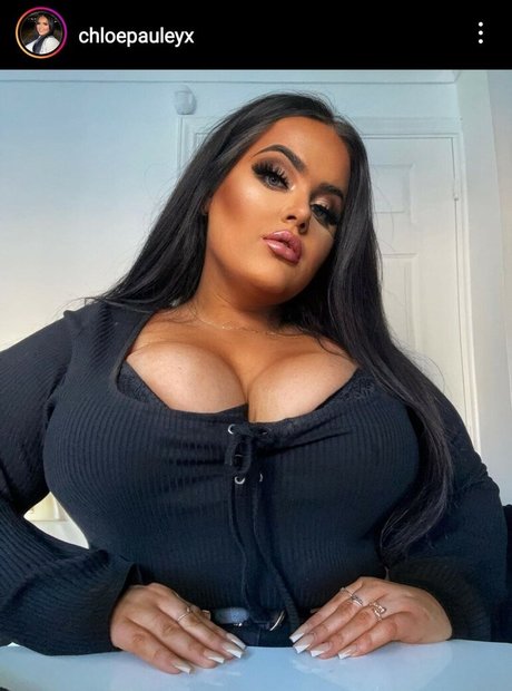 Chloe Jade Paul modelo bonita fotos