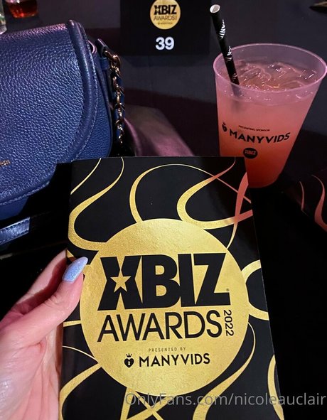 nicoleauclair estrella porno hermosa archivo