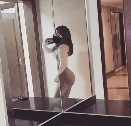 yuxin cccc actriz de desnudos archivo