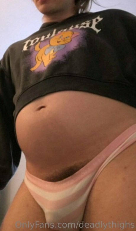 deadlythighs estrella porno exclusiva galerías