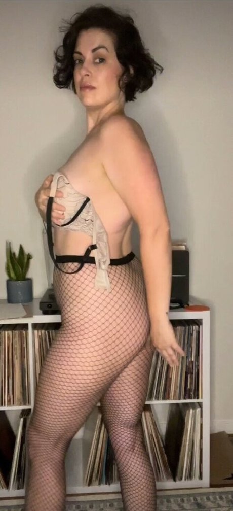 lipstickandlinernotes modelo pornografico foto