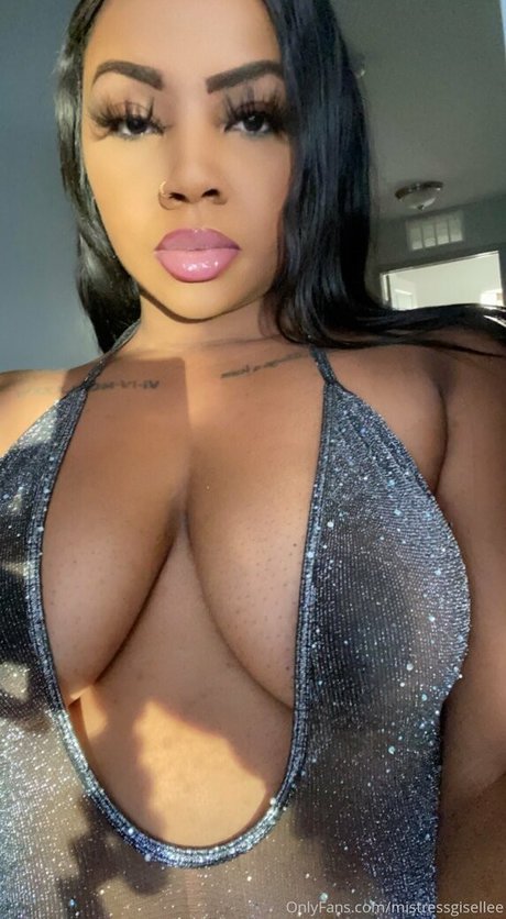 mistressgisellee estrella porno erótica galería