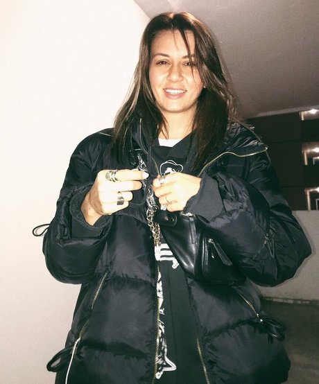 Daria Perel modelo caliente archivo