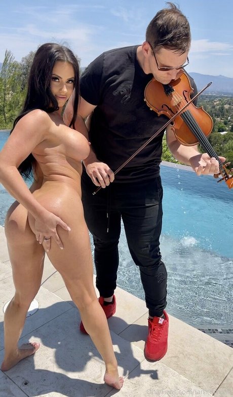 vaquera creampie onlyfans desnudo galería