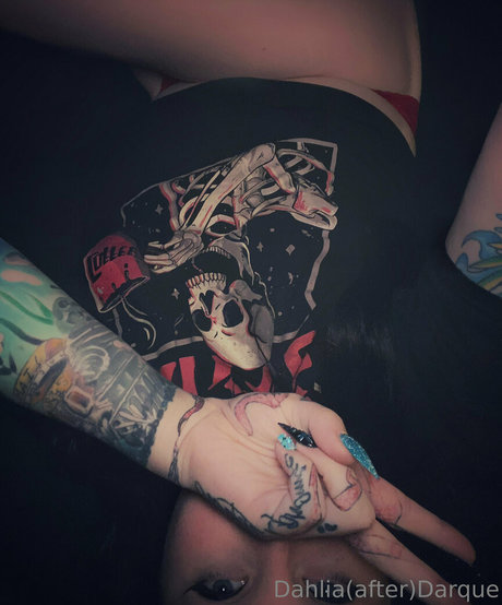 darquedahlia modelo desnudo archivo