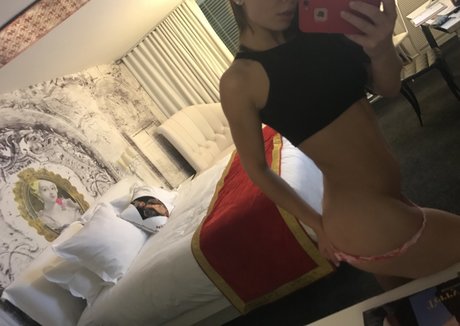 aidrafoxx actriz atractiva galería