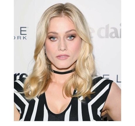 Olivia Taylor Dudley estrella sexy archivo