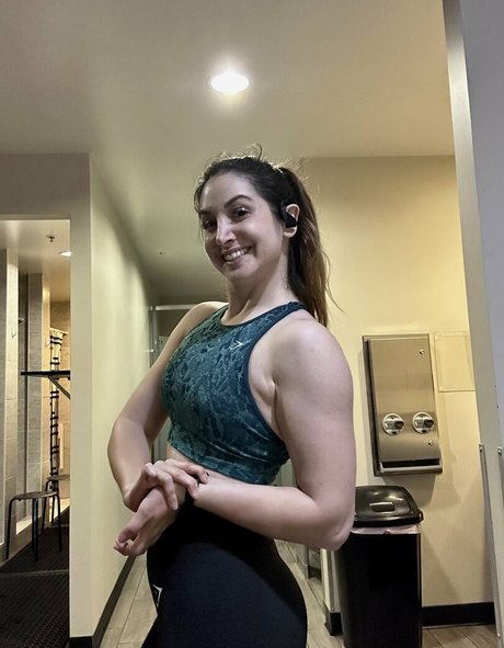 Sloane Wolf arte estrella porno fotos