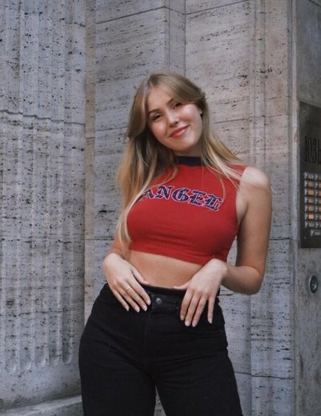 cirizzzle estrella porno desnuda imágenes