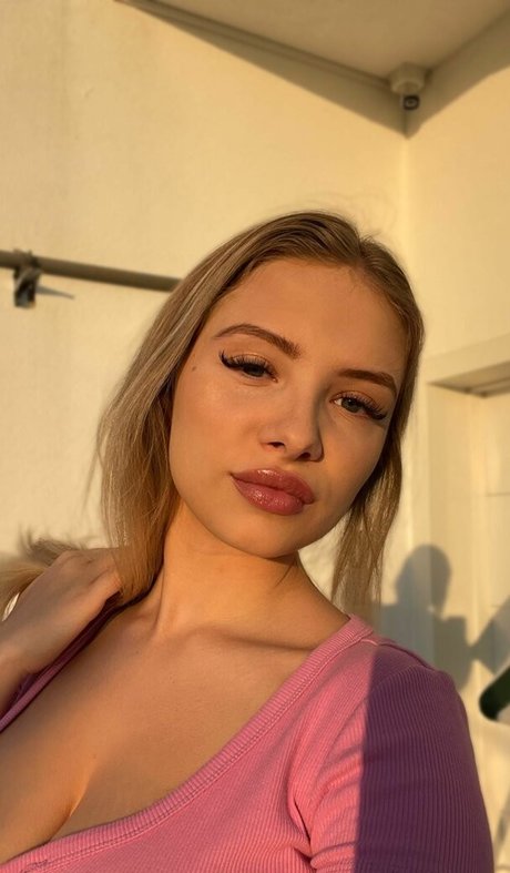 Esvittie modelo de arte foto