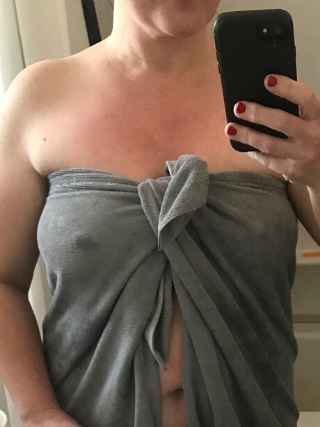 FarmFun modelo caliente fotos