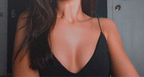 Remi Meadow actriz sexual galerías