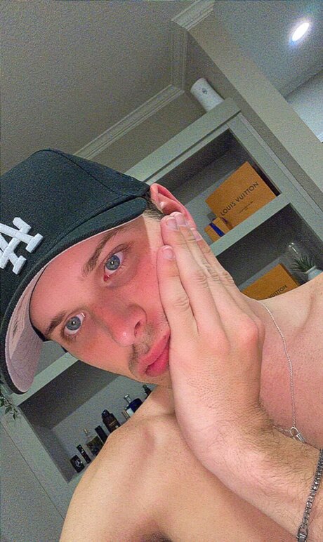 Colton Nash modelo sexy galería