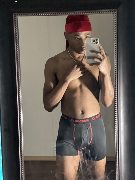 Itz Kevo_ modelo adulto archivo