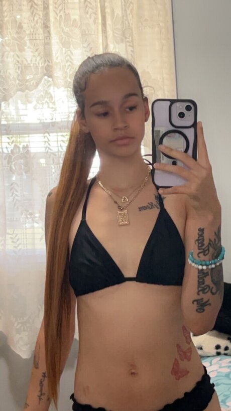 Tiana White modelo sexy imágenes