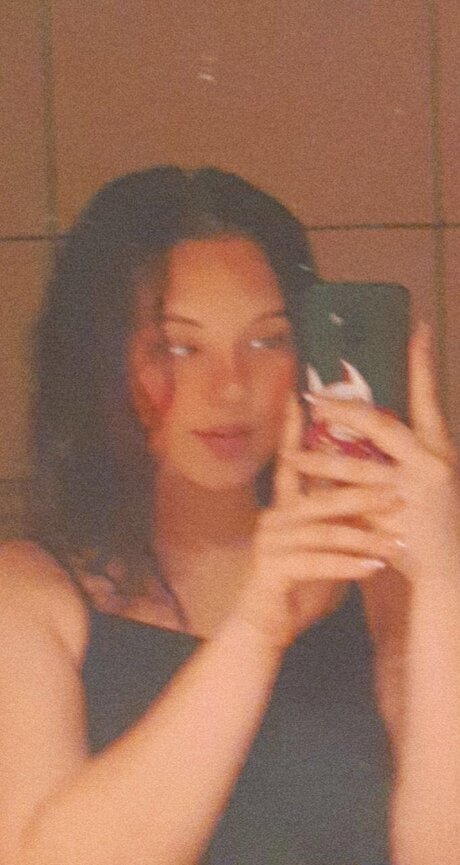 Ashiri hermosa estrella galerías