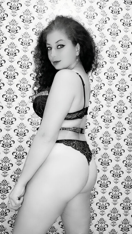 Bella sexy modelo xxx galerías