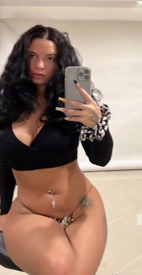 Sally Spice estrella de alta calidad galería