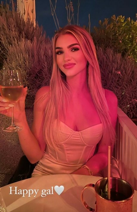 Rebecca Raines modelo pornografico archivo