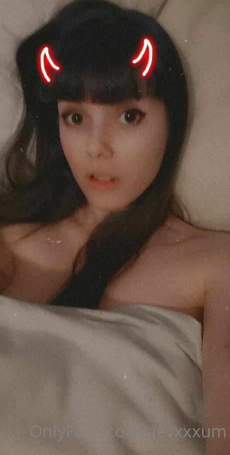 aevxxxum estrella del sexo foto