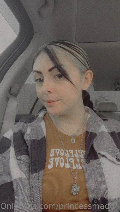 princessmaddiie arte modelo fotos