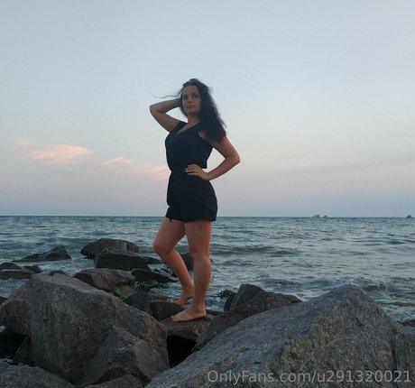 merry berry actriz desnuda galerías