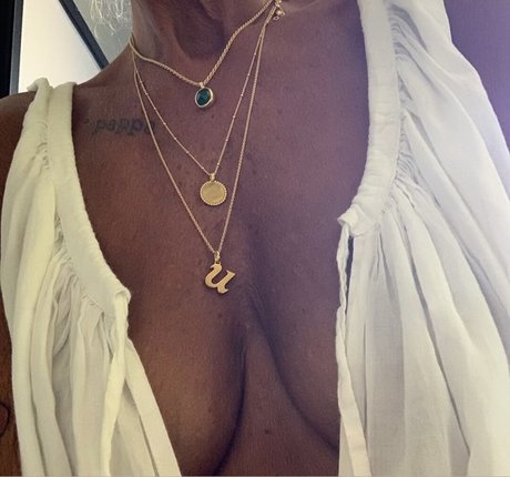 Ulrika Jonsson modelo libre galería