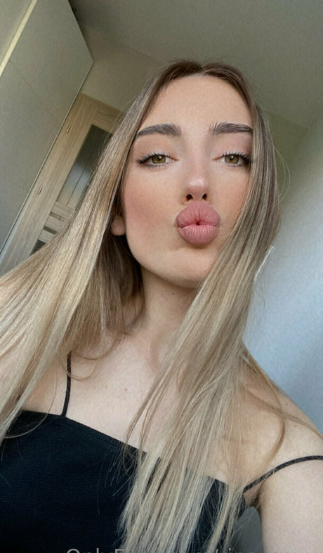 rina sexy estrella del sexo imagen