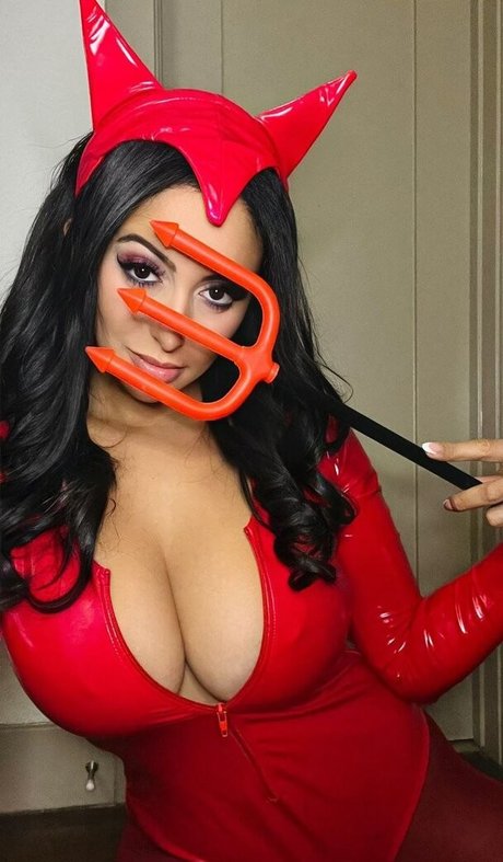 Bienbelle actriz caliente galería