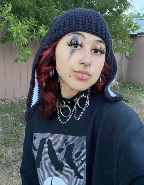 Suedmza actriz caliente galería