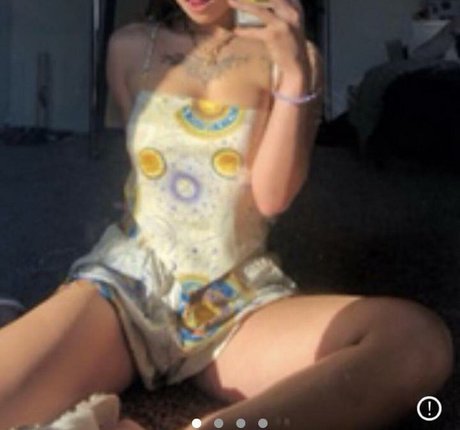 Mikah Tia modelo mejor galería