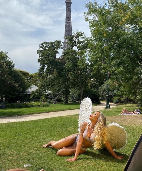 JeSuisBabi modelo de arte archivo