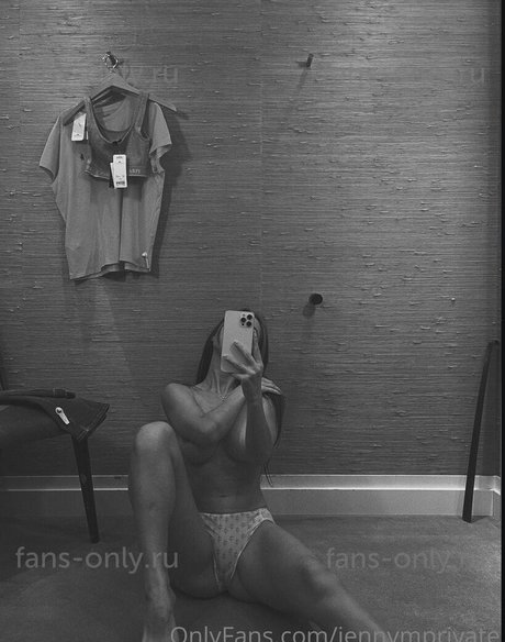 Jenny Hanna estrella foto