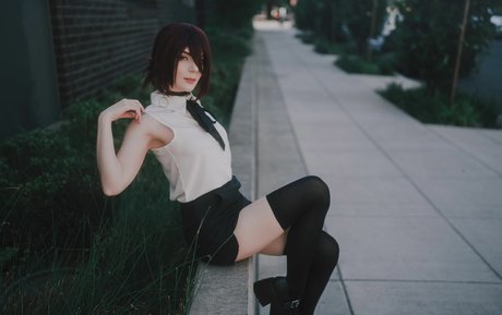 Bloodraven actriz caliente galerías