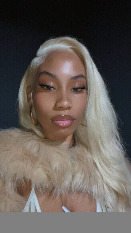 Exxxpen ive The Trophie_ desnudos de estrellas imágenes