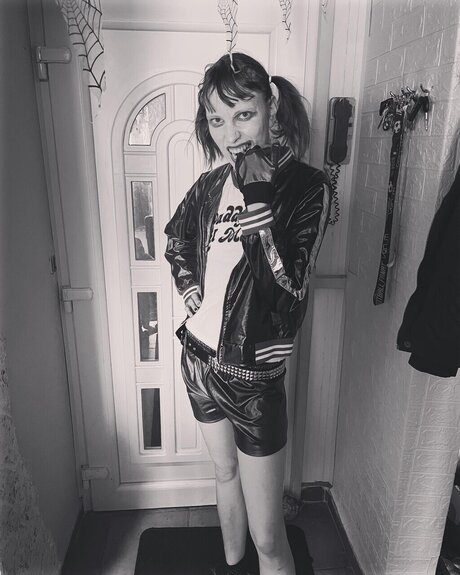 Leialesilany actriz erótica fotos